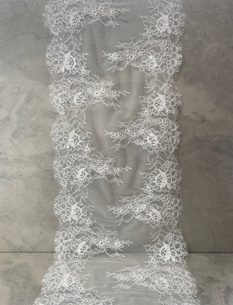 BRONTE  ITALIAN DOUBLE SCALLOPED CORDED BORDER LACE