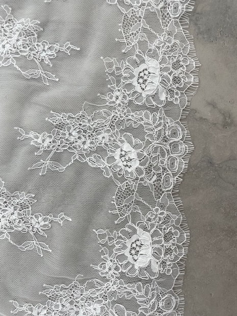 BRONTE  ITALIAN DOUBLE SCALLOPED CORDED BORDER LACE