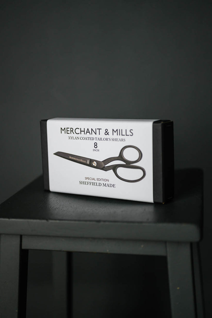 MERCHANT & MILLS 8" XYLAN COATED TAILOR'S SHEARS